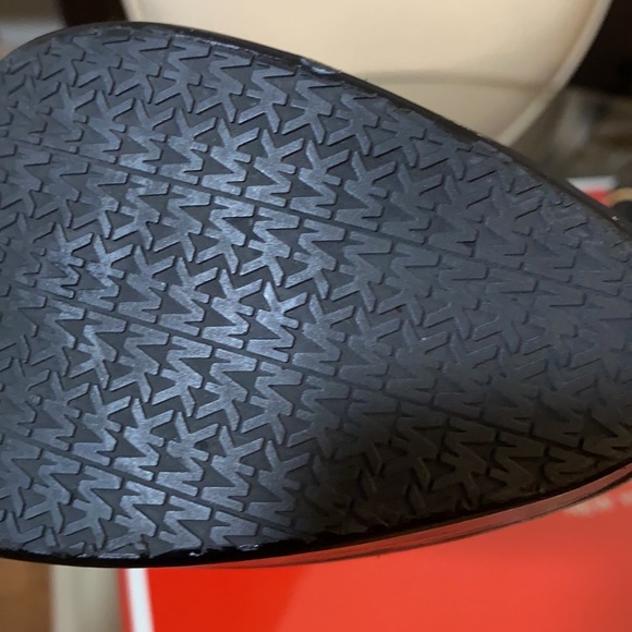 Michael Kors High Heel boots new. - Picture 6 of 10